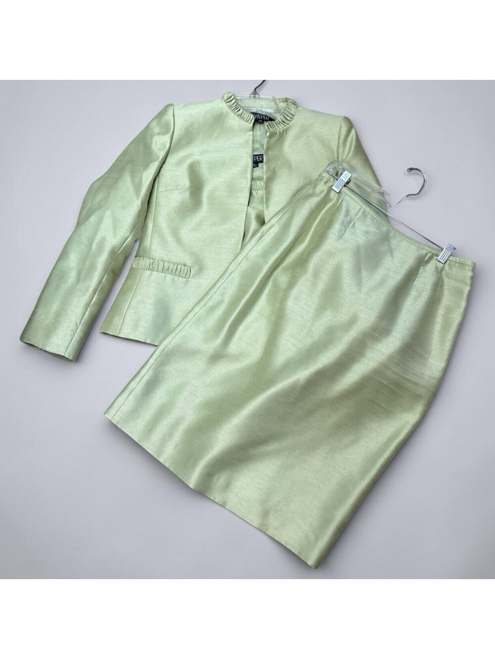 Kasper Size 8 Pastel Green 3 Piece Satin Skirt Suit Wedding Special Occasion